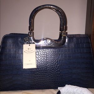 Copy. Walter valentino Italian handbag brand new